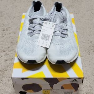 Adidas UltraBoost Uncaged for Women size 7…